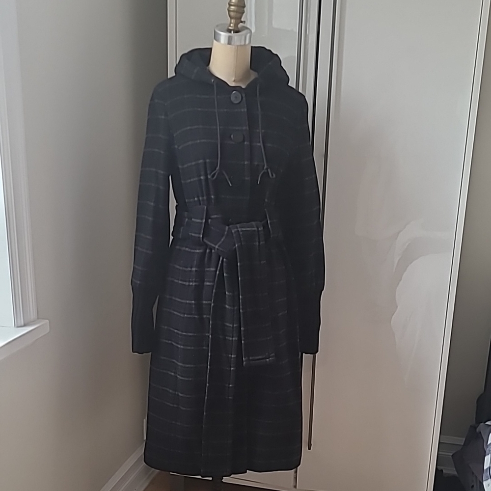 Chic DKNY Black Plaid Hooded Coat from the early 2000s
